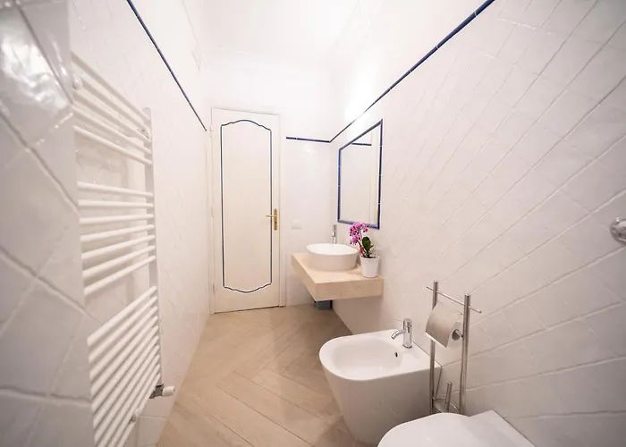 弗吉尼亚度假屋 *