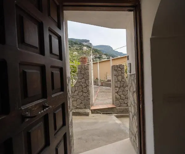 Virginia Holiday home Positano